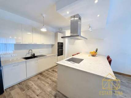 Apartament z prywatnym ogrodem w Browarze Lubicz
