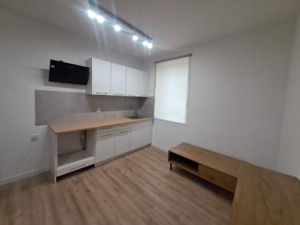 Mieszkanie na sprzedaż - Pakość, 36 m2, 159 000 zł, ogródek