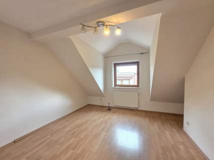 Budynek mieszkalno usługowy 225 m2 Legnica