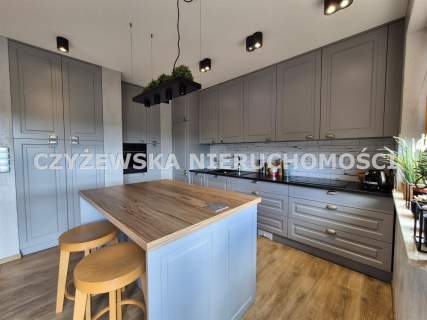 APARTAMENT DWUPOZIOMOWY Z TARASEM I GARAŻEM TCZEW
