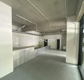 Lokal komercyjny ks. Witolda 93m2