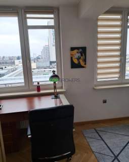 Trzy pokoje z osobną kuchnią w ścisłym centrum