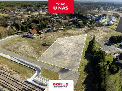 Działka budowlano-usługowa z drogą asfaltową mpzp