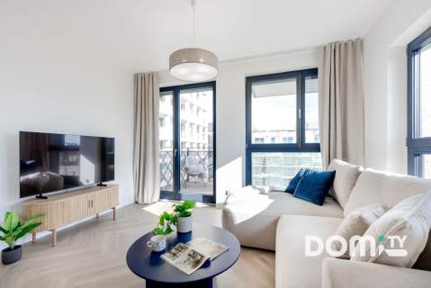 Premium, UpperHouse, I najem, basen, klima, balkon