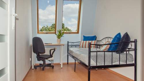 3 POKOJE Z BALKONEM ZIELONE WOJSZYCE