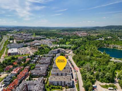 2-POKOJOWE Z TARASEM W SĄSIEDZTWIE ZAKRZÓWKA