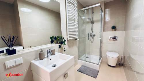 Pierwszy najem/Centrum/Apartamentowiec/Balkon