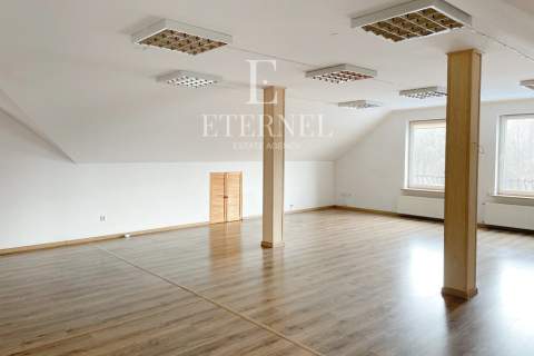 Przestronna siedziba firmy 350 m2 blisko centrum