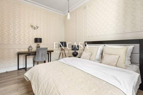 Wyjątkowy apartament w zabytkowej kamienicy