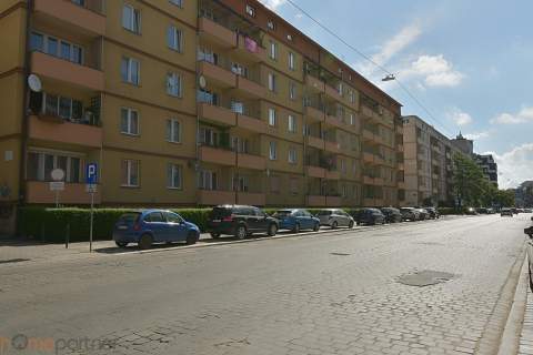 Piękne dwustronne mieszkanie z balkonem CENTRUM