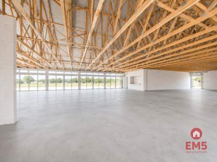 Lokal handlowo-usługowy 390 m2