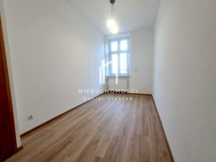 BEZCZYNSZOWE MIESZKANIE PO KAPITALNYM REMONCIE W SAMYM CENTRUM