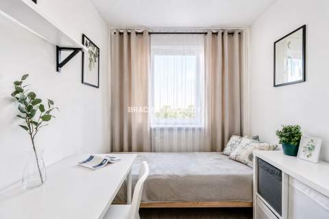 5 pokoi, Prokocim, balkon