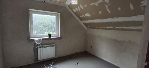 Dom z zabudowaniami 1,10 ha wieś w gm. Pacanów pow. buski 