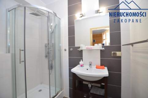 Zakopiańska willa z 6 apartamentami