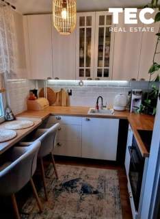 2 pokoje 40 m Loggia 9 piętro Widok l