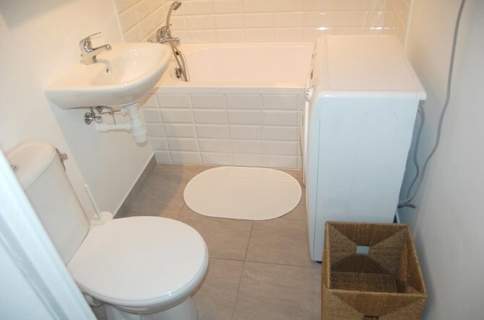 Kawalerka z balkonem, 31m2 - Rogozińskiego 6