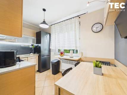 3-pok. mieszkanie z dużym balkonem i 4m2 piwnicą 