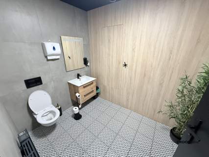 Lokal 164,7 m Kielce, ul. Głowackiego 1