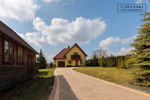 DOM Z DUŻĄ DZIAŁKĄ 1,34 HA - SIEPRAW BLISKO KRAK