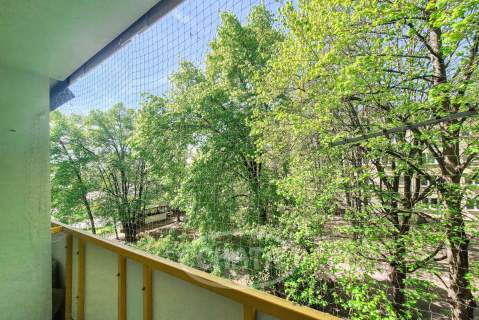 ul. Cynowa / Balkon / Rozkład / Media Miejskie