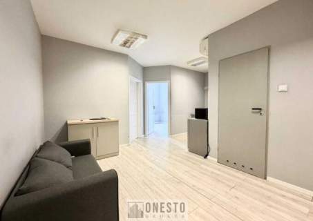 Lokal 42 m2 biuro, kancelaria, gabinet obok ul. Zana 8700 zł/m2