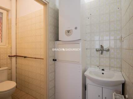 Lokal handlowo-usługowy 77,3 m , parking, Skawina