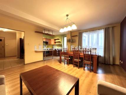 Apartament 83 m2 w ścisłym centrum Pruszkowa.