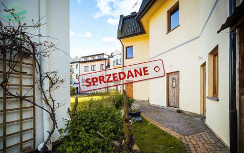Dom apartamentowy w Darłowie z funkcją usługową na