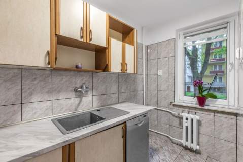 3 pokoje, balkon, piwnica LSM