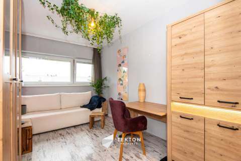 PRZY LESIE, Z OGRODEM 120m2, SZEREGOWIEC,PARKING