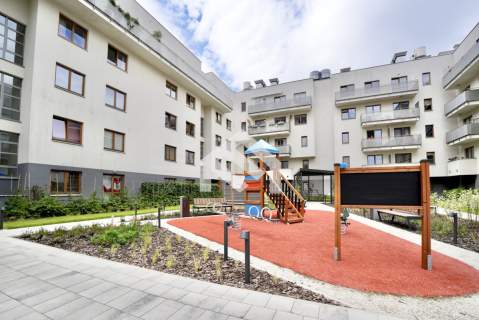 91 m 4 pokoje 2 łazienki Garaż Loggia