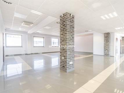 Open space/całe piętro w nowoczesnym biurowcu 1-P