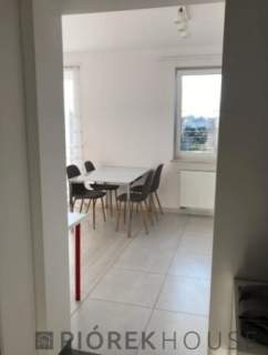 Dwupoziomowe mieszkanie w Markach