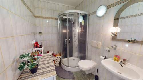Dom jednorodzinny 280 m działka 17ar Bronowice
