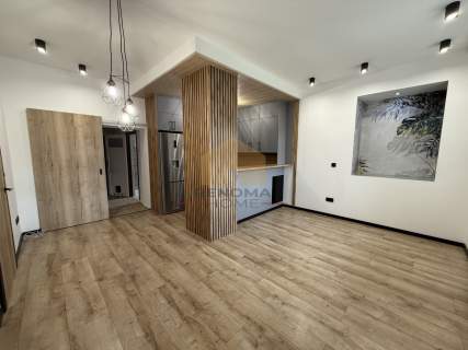 88m2 / Parter/Piękna kamienica ogródek z altaną