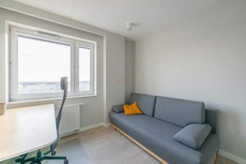 Apartament na 13 piętrze z widokiem - 4 pokoje z garderobą, tarasem