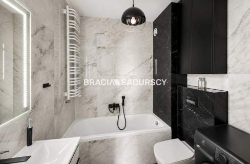 2 pok 40,5m2 widok na Wawel/ Podgórze