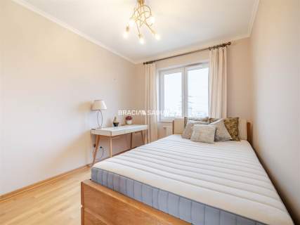 Nowoczesny apartamentowiec w centrum miasta