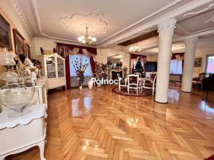 Wyjątkowy dom w centrum z przestrzenią usługową 