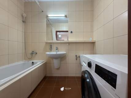 NARAMOWICKA 2POK USTAWNE BALKON LOKALIZACJA CISZA