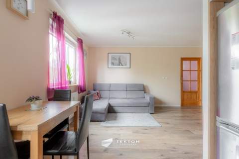 balkon duża piwnica w cenie 3 pokoje
