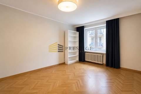 Lokal obok Ogrodu Saskiego 82m2, UL. Niecała