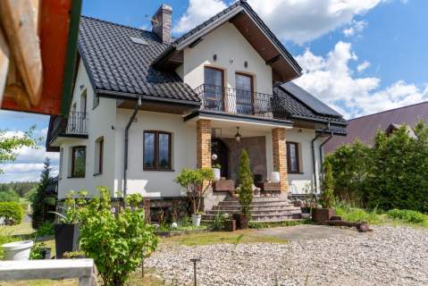 Przy samym jeziorze Serwy Domy 280 m2 i 180 m2
