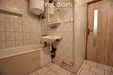 Mieszkanie 3 pokojowe, parter, 64m2, 2 garaże,