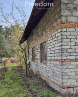 Dom - rozpoczęta budowa na dużej działce.