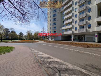 Na sprzedaż ładna kawalerka na Ochocie z balkonem