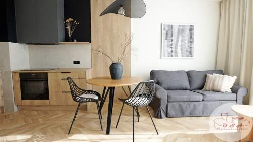 36 m przy lesie Skrytyka Parking