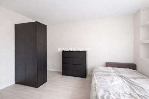 4 pokoje Balkon Po remoncie Os. Piastów