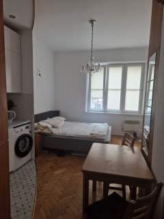 Studio 22 m2 na ul.Królewskiej sprzedam